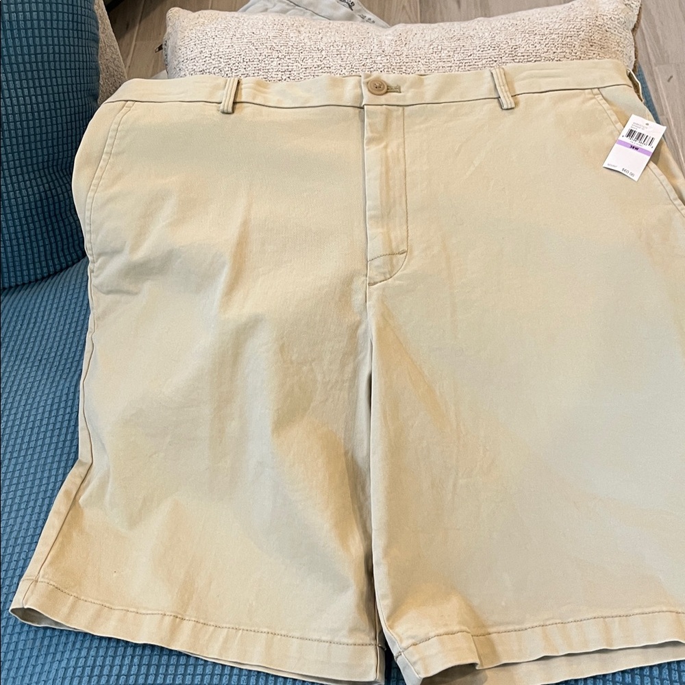 Izod men’s shorts
